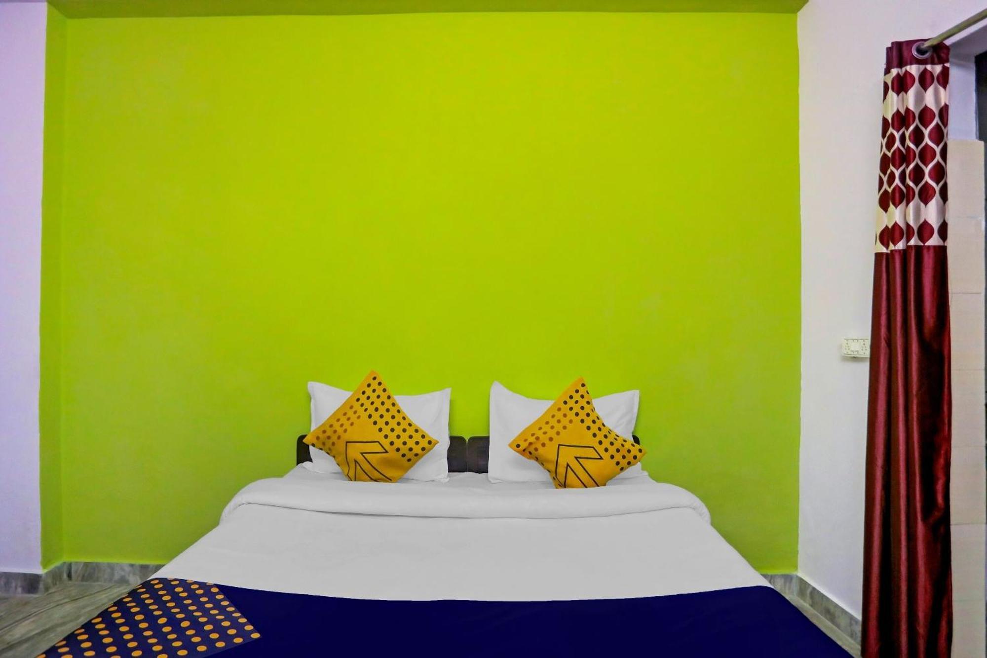 Spot On Raj Hotel Vip Near Worlds Of Wonder Kalkaji Devi Экстерьер фото